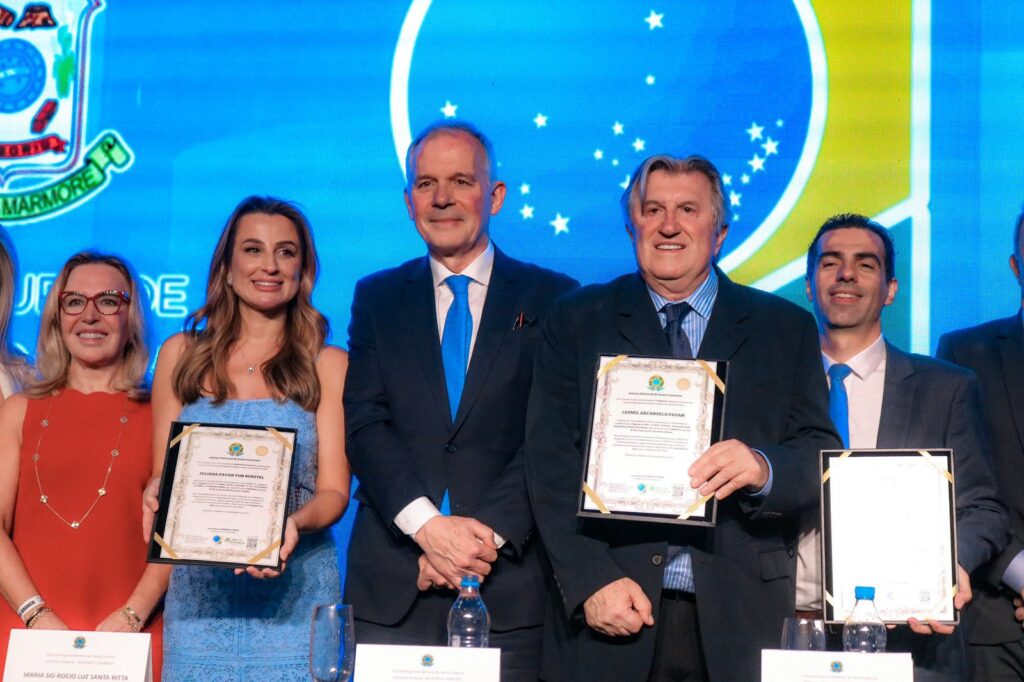 Diplomação de Juliana e Leonel Pavan é momento histórico na política de Santa Catarina